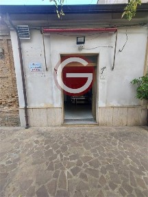 Attività commerciale in Affitto
