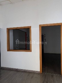 Magazzino - Deposito in Affitto