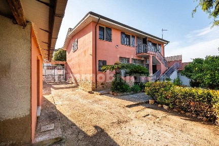 Capoterra, Via Battisti, 37
