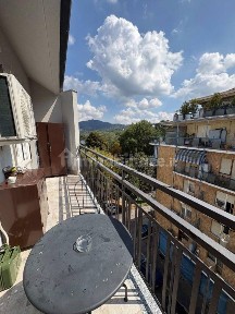 Trilocale via Emilio Salgari 11, Regio Parco, Torino