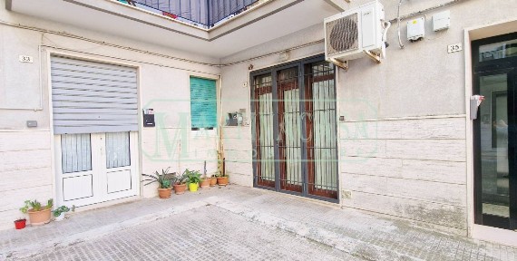 Bilocale piazza Filippo d'Angiò, Martina Franca