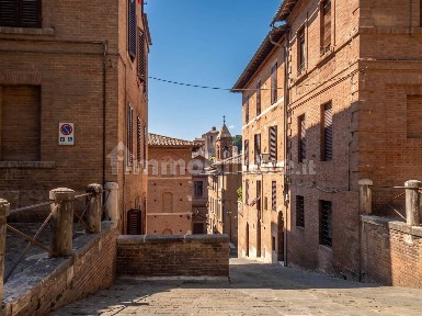 Siena, Piazza del Campo - Duprè, Via del Porrione