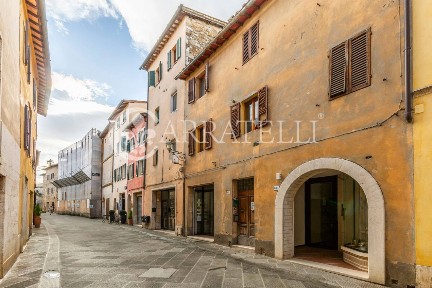 Appartamento via Dante Alighieri, Centro, San Quirico d'Orcia