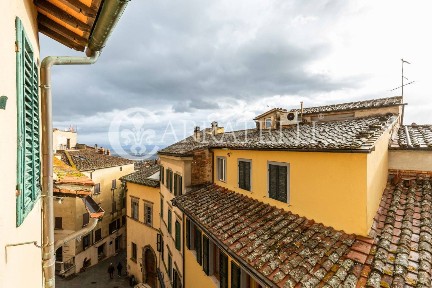 Appartamento via di Voltaia Nel corso 15, Centro, Montepulciano