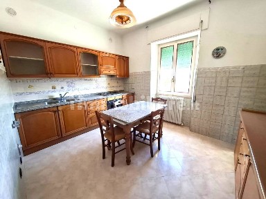 Quadrilocale via Alessandro Manzoni 20, Chiusi Scalo, Chiusi