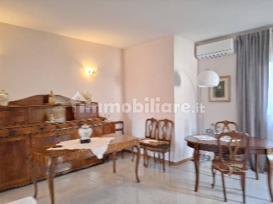 Quadrilocale viale della Libertà 140, Centro, Chianciano Terme