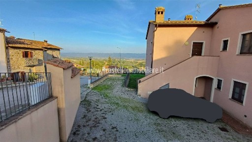 Cetona, Via della Resistenza, 44