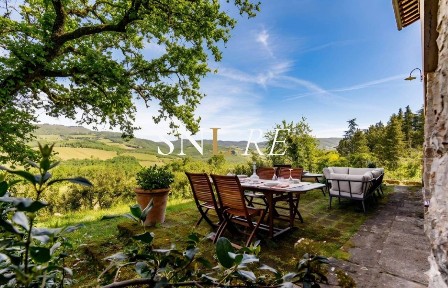 Radda in Chianti, Case Sparse Paggino