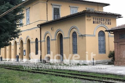 Appartamento via Piave 36, Torrenieri, Montalcino