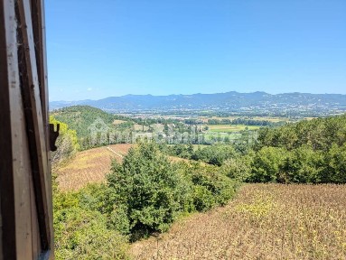Casale, da ristrutturare, 250 m², Città di Castello
