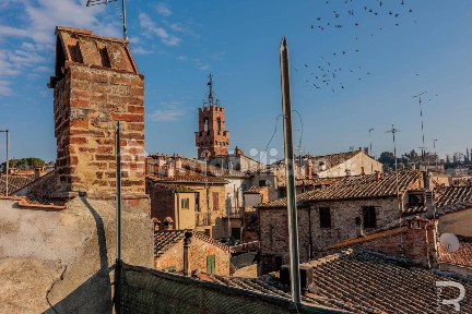 Asciano, Via Conte Guido