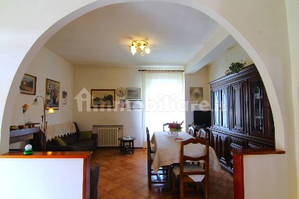Asciano, Via Achille Grandi, 16