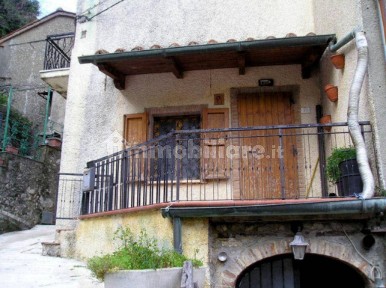 Castiglione d'Orcia, Via Due Sentieri