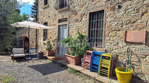 Radda in Chianti, Case Sparse Paggino