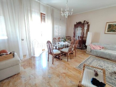 Siena, Cavour - Mentana, Via Mentana