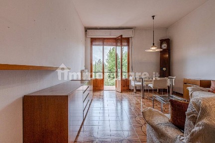 Siena, Vico Alto - San Miniato, Via Abruzzi, 16