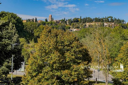 Appartamento buono stato, piano terra, Centro, Chiusi