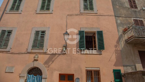 San Casciano dei Bagni, Piazzetta Sensani