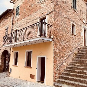 Montepulciano, Piazza Abate Luigi Chiarini, 4