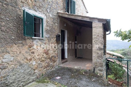 Trilocale buono stato, piano terra, Monticiano