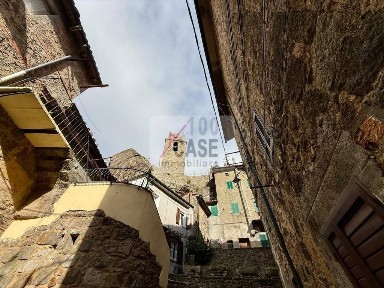 Piancastagnaio, Via Farinelli