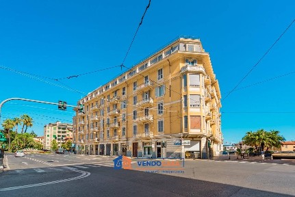 Quadrilocale via Roma 168, Porto Vecchio, Sanremo