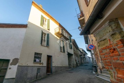 Vignale Monferrato, Via Giuseppe Garibaldi, 99