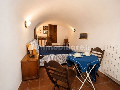 Imperia, Via Croce di Malta, 27