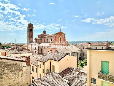 Quadrilocale Interno via Emilia - Silenzioso Con Asc., Centro Storico, Imola