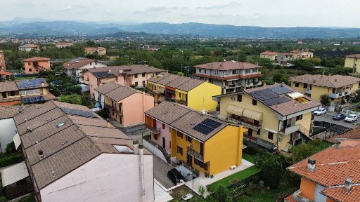 Villa a schiera via Antonio Varisco, Bussolengo