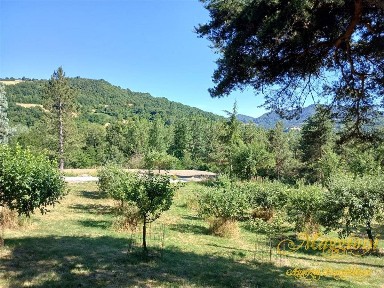 Terratetto plurifamiliare 130 m², buono stato, Cedogno, Neviano degli Arduini
