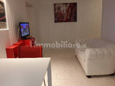 Bilocale via Emilia Santo Stefano, Centro Storico, Reggio Emilia
