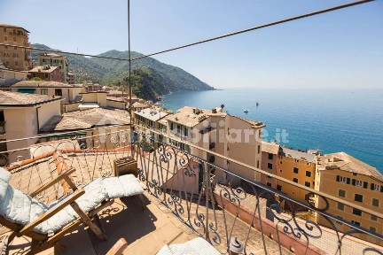 Attico corso Giuseppe Mazzini, Centro, Camogli