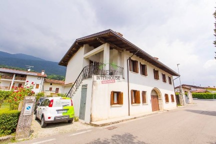 Villa a schiera via Siega 20, Centro, Maniago