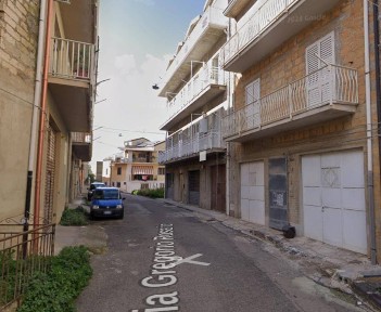 Villa all'asta via Rosario Gregorio, Barrafranca
