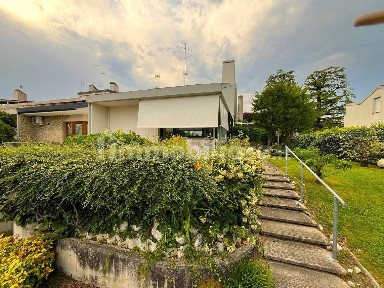Villa a schiera 5 locali, buono stato, Centro, Sacile