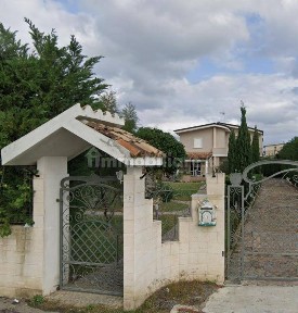 Villa all'asta contrada Pirainetto, Cirò Marina