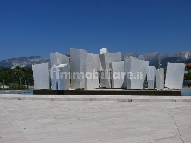 Trilocale via Luigi Staffetti, Centro, Massa
