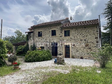 Appartamento via Campagna Pulica, Fosdinovo