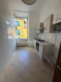 Trilocale ottimo stato, primo piano, Centro, Carrara