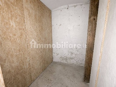 Magazzino - Deposito in Affitto