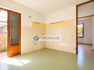 Trilocale via Esperanto, Marina di Massa Centro, Massa