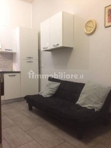 Bilocale via Giuseppe Parini, Centro, Broni