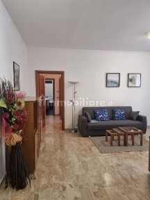 Trilocale buono stato, piano rialzato, Viale Cremona, Pavia