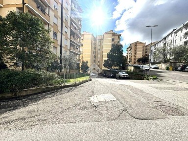Quadrilocale piazzale Federico Garcia Lorca 2, Centro, Nuoro