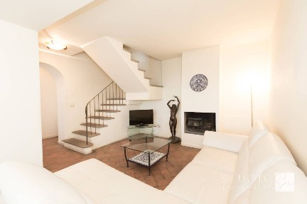 Casa colonica via di Sturagnolo, Santomoro - Valdibure, Pistoia