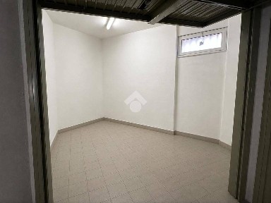 Magazzino - Deposito in Affitto