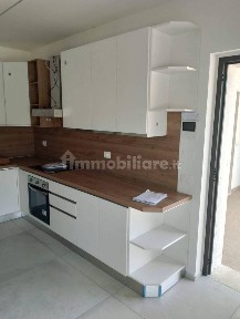 Trilocale ottimo stato, piano terra, Molini Di Tenna, Fermo