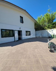 Villa unifamiliare via Cicerone 6, Centro, Bacoli