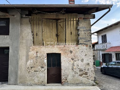 Rustico Strada Novellino, Chiavazza, Biella